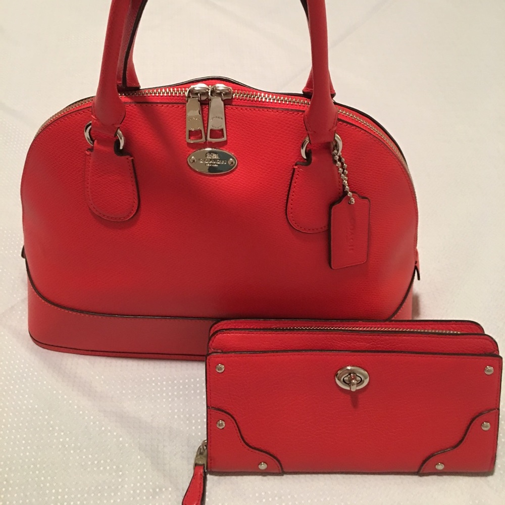 Coach handbag and wallet.
